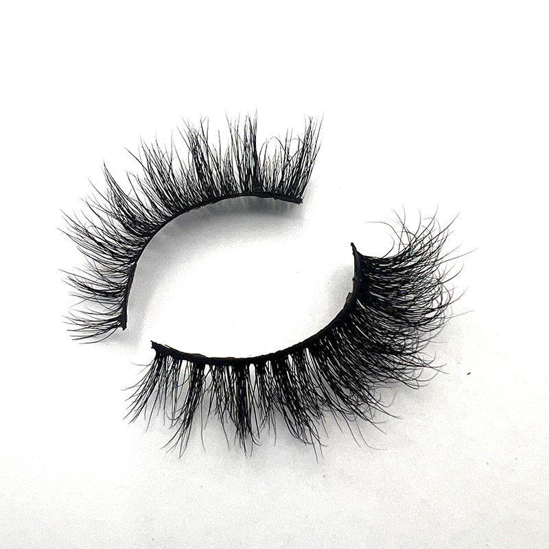 Gold 6138 - 1/5 PAIRS Faux Cils 3D en